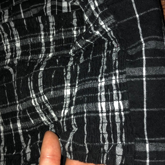 black and white stripped crop top - Picture 8 of 8